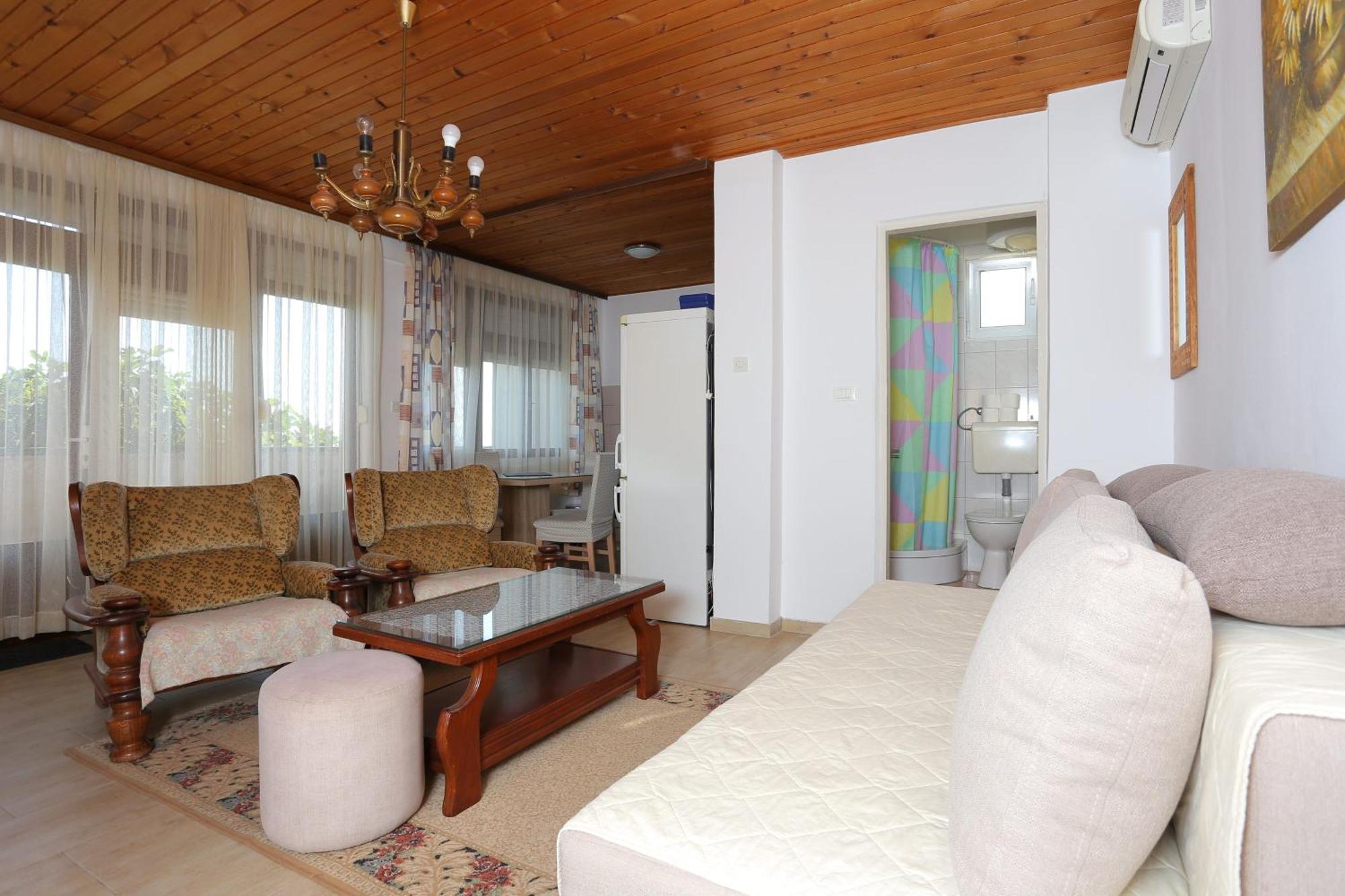 Apartments And Rooms With Parking Space Tucepi, Makarska - 5263 Экстерьер фото