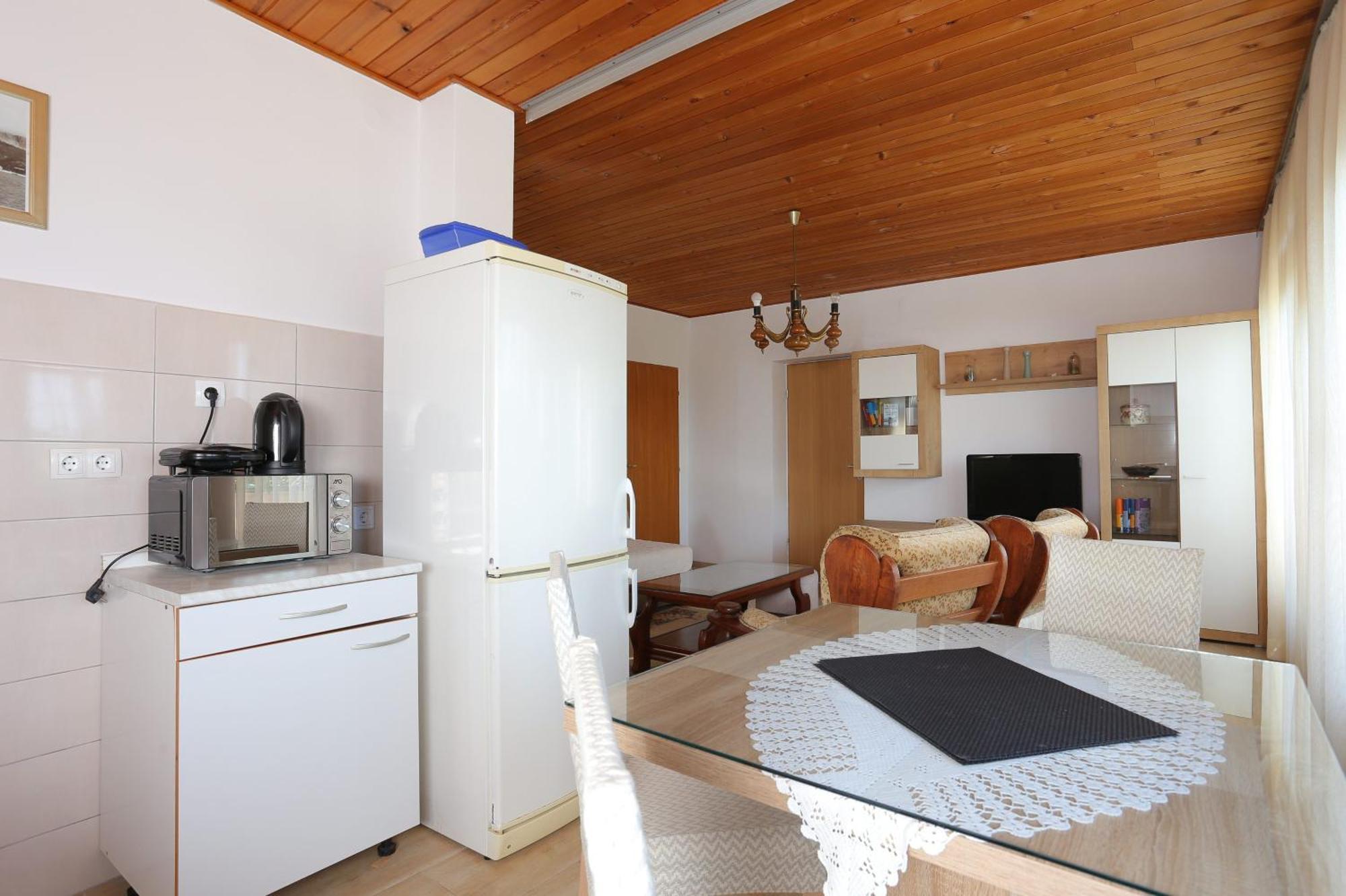 Apartments And Rooms With Parking Space Tucepi, Makarska - 5263 Номер фото